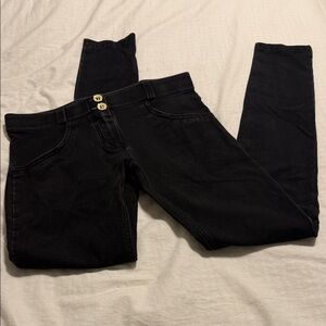 Freddy Women's Black Jeggings